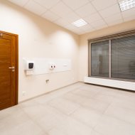 Podnajmę cztery gotowe gabinety lekarskie Oś.Leśne