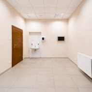 Podnajmę cztery gotowe gabinety lekarskie Oś.Leśne