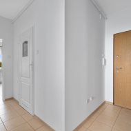Altanowa 26, teren zamknięty, 2 pokoje