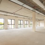 Lokal 221m2 nowoczesny budynek  -Wyżyny 