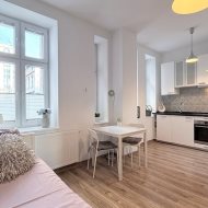 Gotowa Inwestycja pod Wynajem lub Biuro.Parter