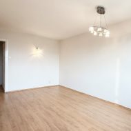 Mieszkanie 2 pokoje | loggia, widok i 10. piętro |