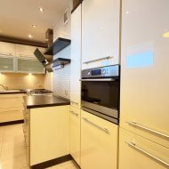 Mieszkanie 2 pokoje | loggia, widok i 10. piętro |