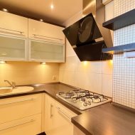 Mieszkanie 2 pokoje | loggia, widok i 10. piętro |