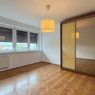 wynajmę wolnostojacy dom Jachcice 180m2 !!!