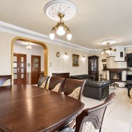 Dom dla dwóch rodzin | 240 m² | 8 pokoi | Łochowo